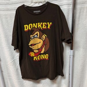 DONKEY KONG Hybrid & Company Brown Graphic T-Shirt Closet 1